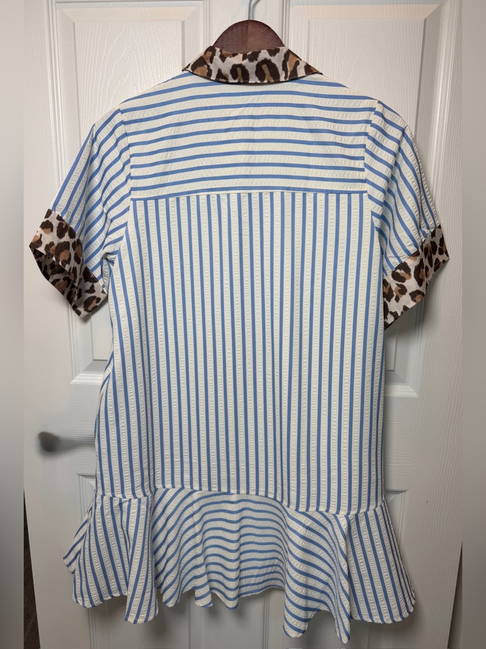 entro Striped Animal Print Drop Waist Button Front Mini Dress NWT - Picture 3 of 11